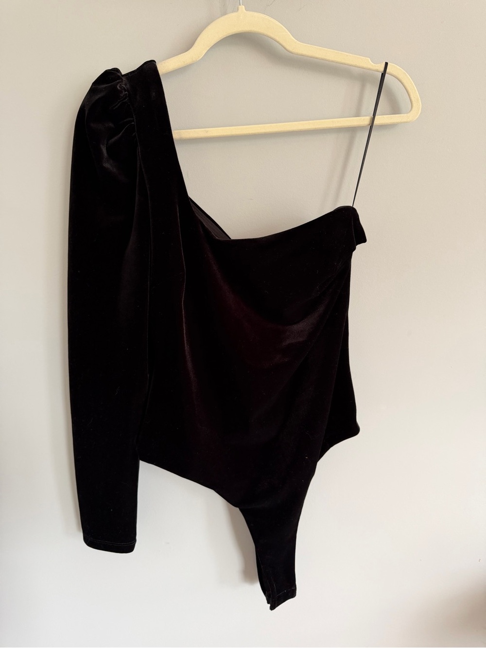 Astr One-Shoulder Black Velvet Bodysuit